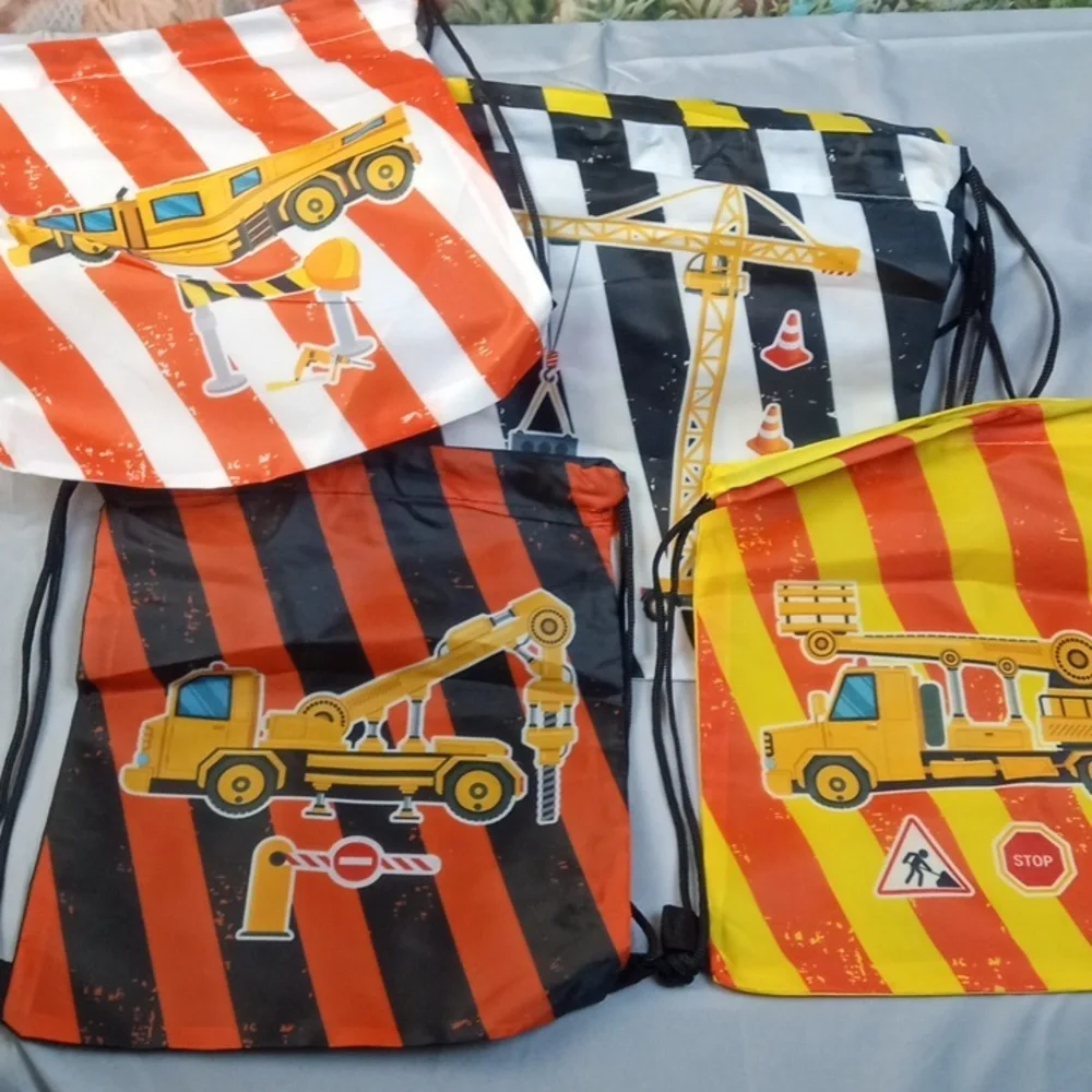 💩 Construction Theme Kids Drawstring Party Bags